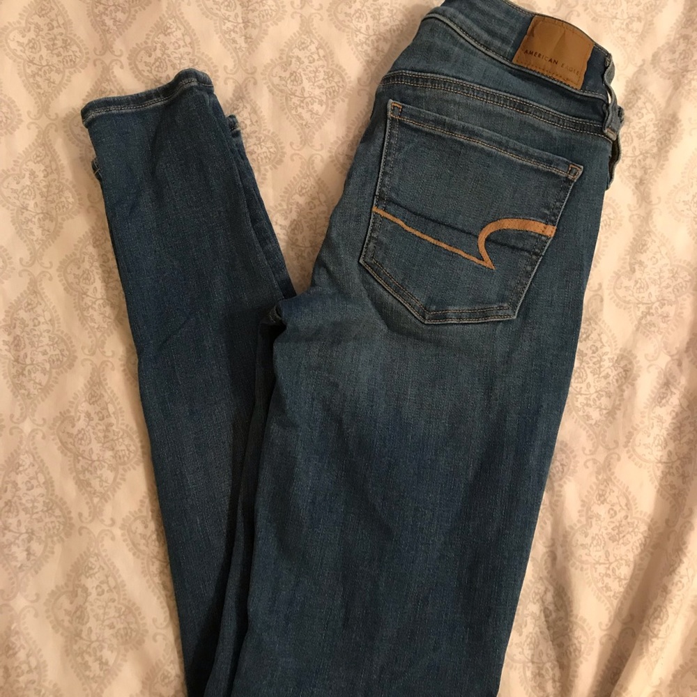 American Eagle Jeans!! Size 0, never been worn!!